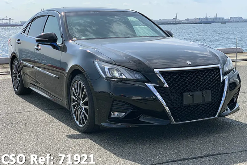 Toyota / Crown 2016